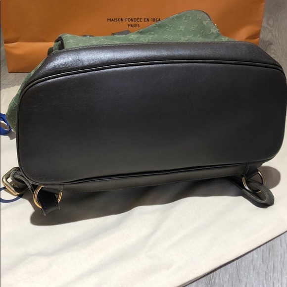 Montsouris Mini Monogram Louis Vuitton Backpack - Picture 4 of 8